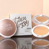 Thin Lizzy Mineral Foundation Lightweight Beautiful Flawless Coverage